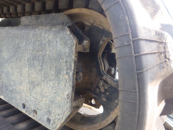 2014款日立ZX30UR 3