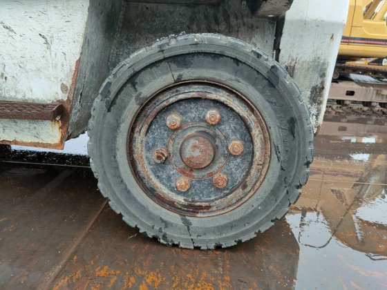 2016 Unicarriers SD25 2