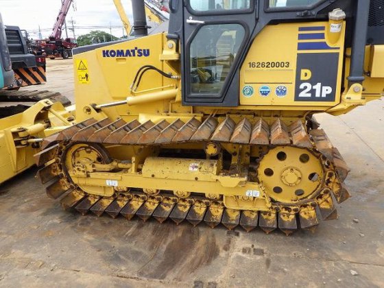 2011 小松 D21P 8E0
