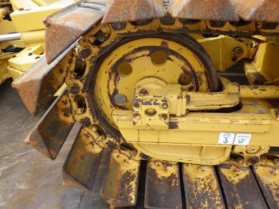 2011 小松 D21P 8E0