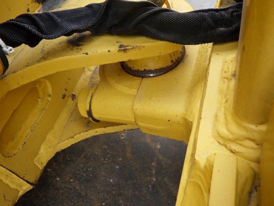 2011 小松 D21P 8E0