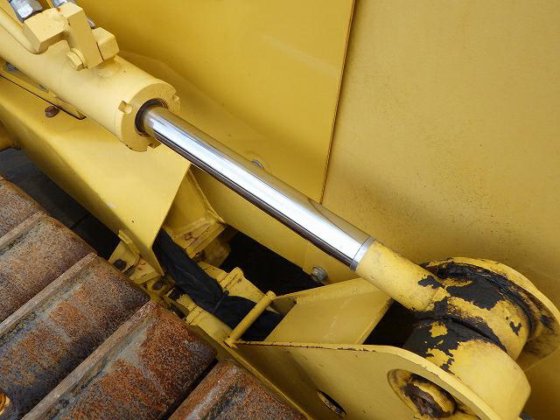 2011 小松 D21P 8E0