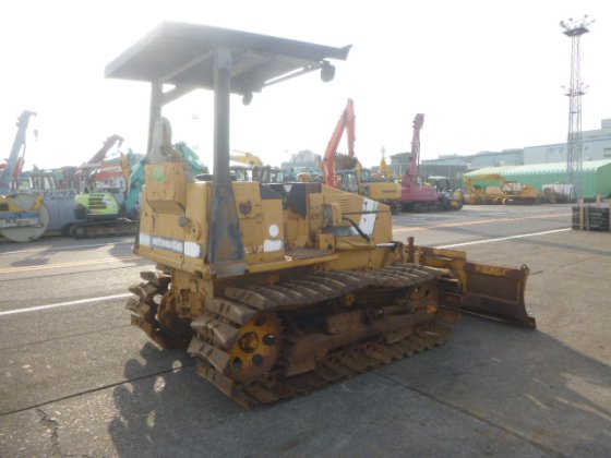 1988 MITSUBISHI BD2G