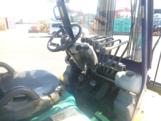 2001年小松FD25T 14