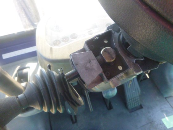 2001年小松FD25T 14