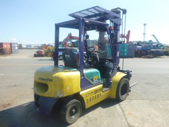 2001年小松FD25T 14