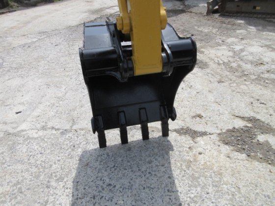 2017 CAT 050ESR