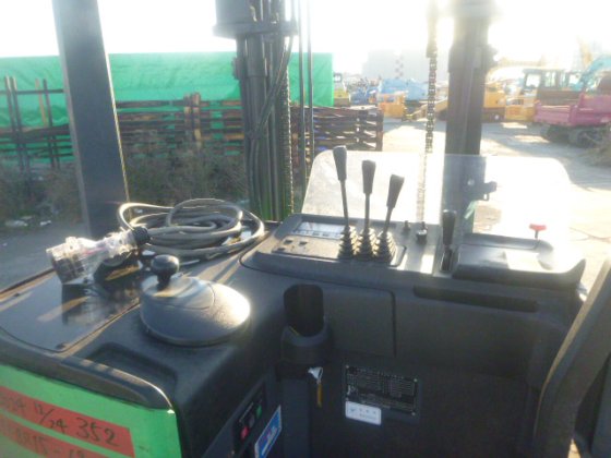 2019 年 TOYOTA 8FBR15