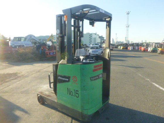 2019 年 TOYOTA 8FBR15