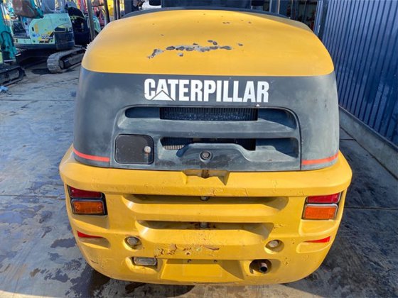 2005 CAT 901B