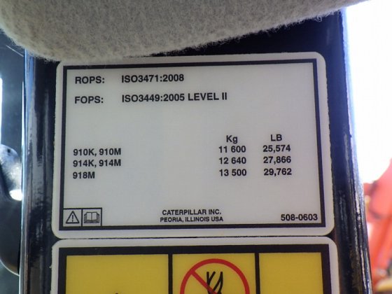 2017 年 CAT 910K