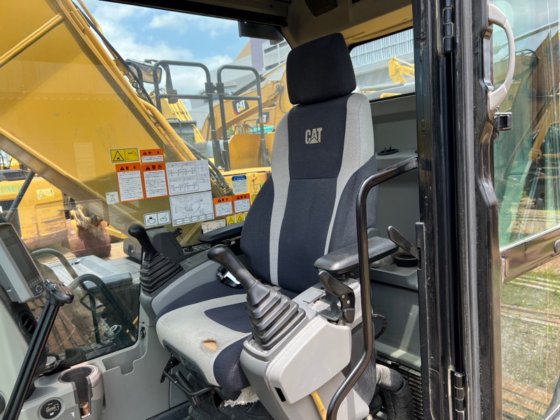 2017 Cat 320e 2