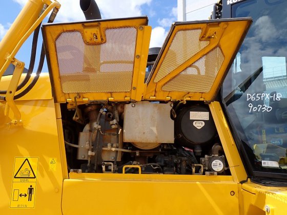 2016 小松 D65PX 18