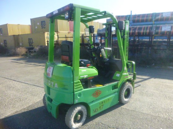 2005 年 TOYOTA 7FB15