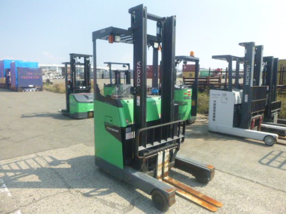 2019 年 TOYOTA 8FBR15