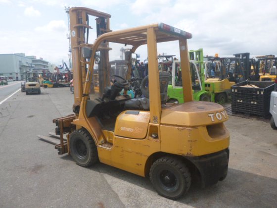 2005 丰田 40 7FG25