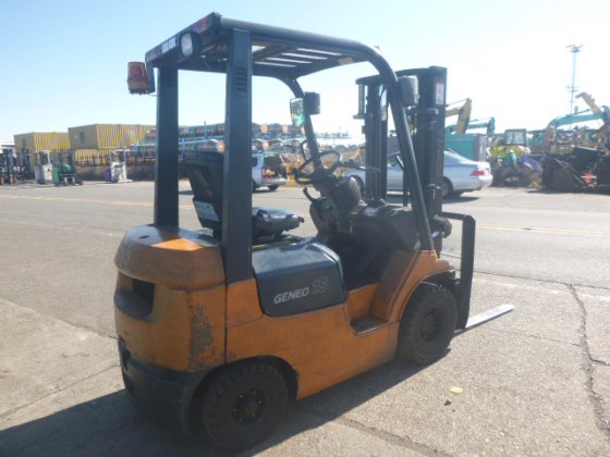 2005 丰田 02 7FD15