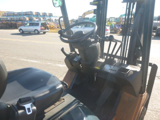 2005 丰田 02 7FD15