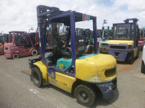 2001年小松FD25T 14