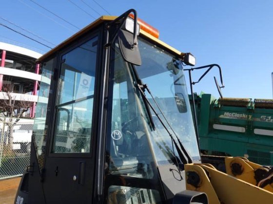 2006 CAT 901B