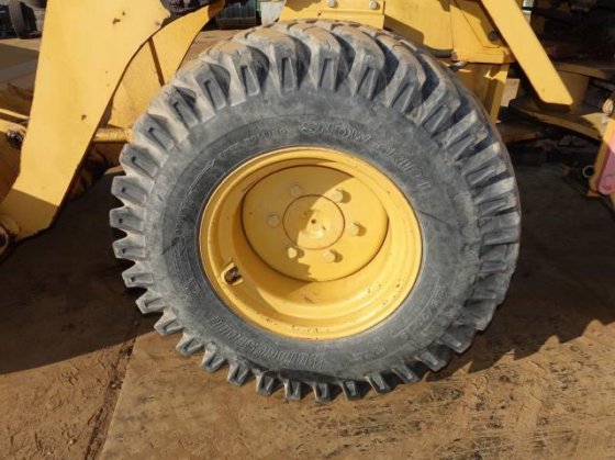 2006 CAT 901B