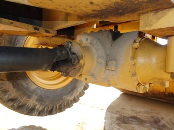 2006 CAT 901B