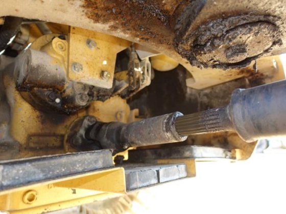 2006 CAT 901B