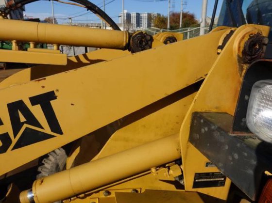 2006 CAT 901B