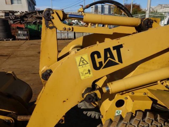 2006 CAT 901B