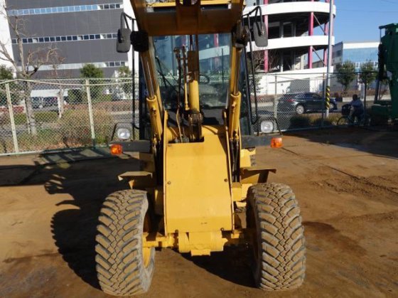 2006 CAT 901B