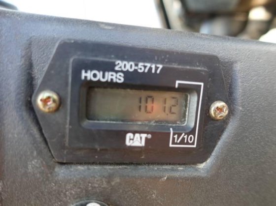 2006 CAT 901B