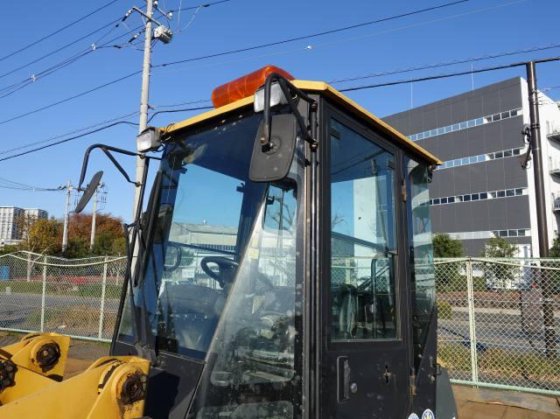 2006 CAT 901B