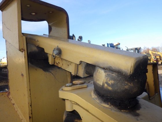 2011 凯特彼勒 D3K