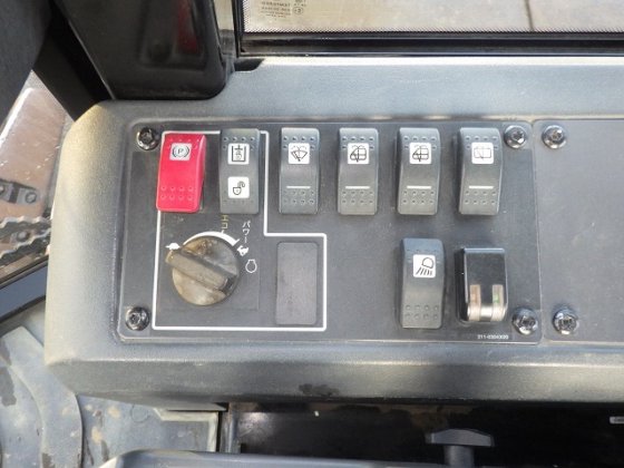 2011 凯特彼勒 D3K