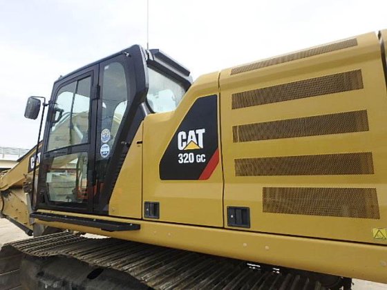 2018 CAT 320GC