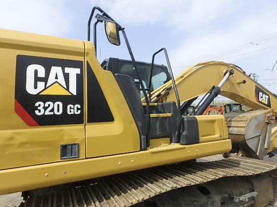 2018 CAT 320GC