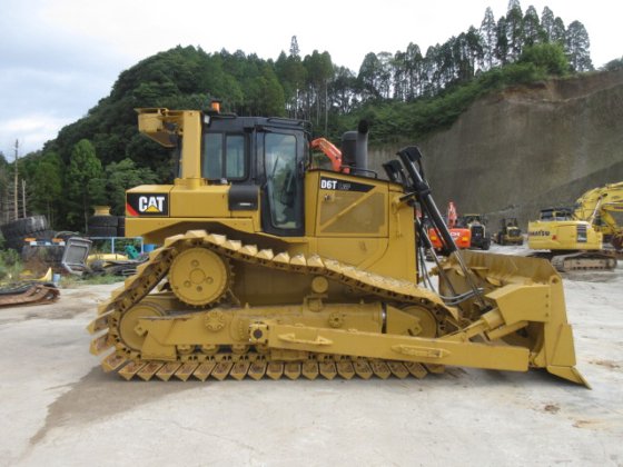 2015年 CAT D6T