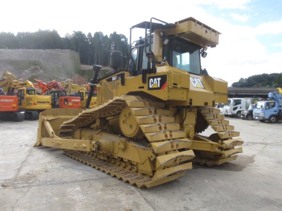 2015年 CAT D6T
