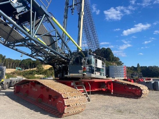 2015 LYBHERR LR13501 LN