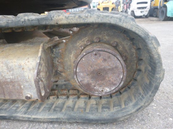 2003 KOMATSU PC30MR 2