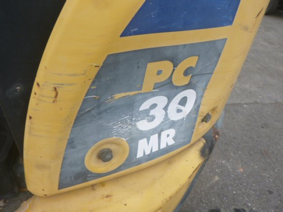 2003 KOMATSU PC30MR 2