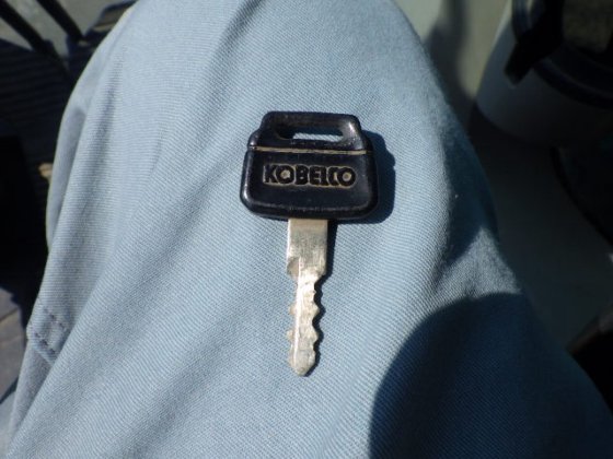 2014 KOBELCO SK135SR 3