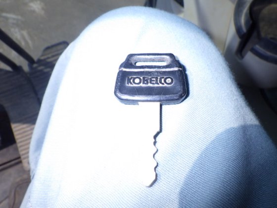 2014 KOBELCO SK135SR 3