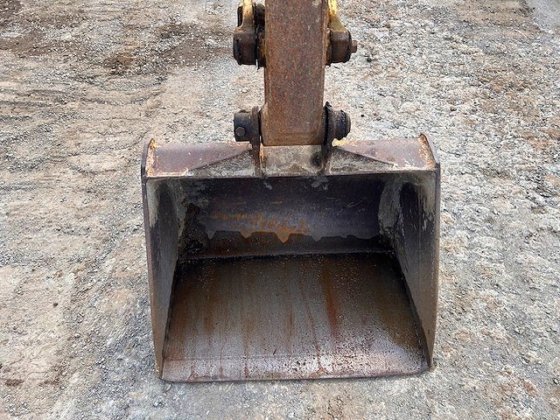 2010款小松PC30MR 3