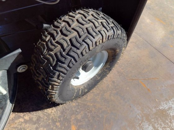 绿色骑手草坪 cutter