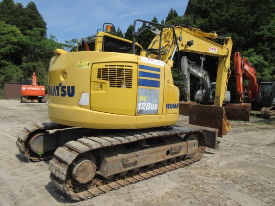 2016 小松 PC128US 10
