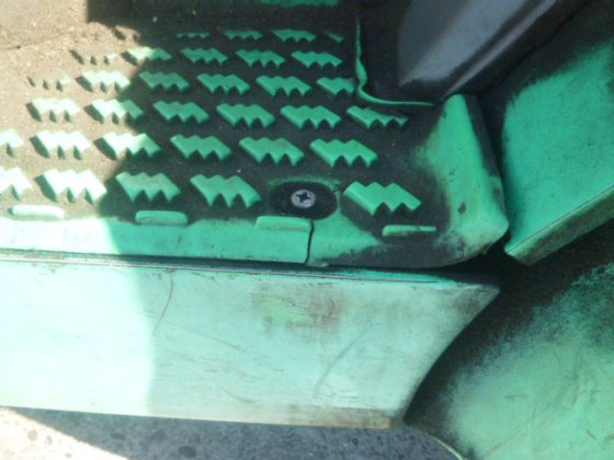 2005 MITSUBISHI FD30T