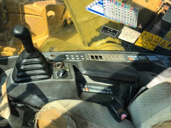 2013年卡特彼勒320D E型