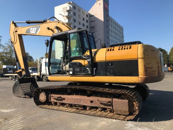 2013年卡特彼勒320D E型