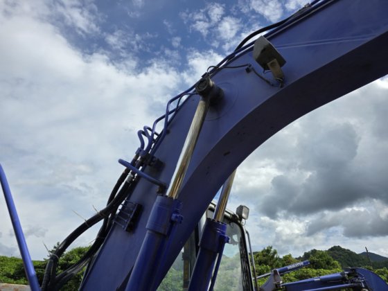 2001 小松 PC128US 2